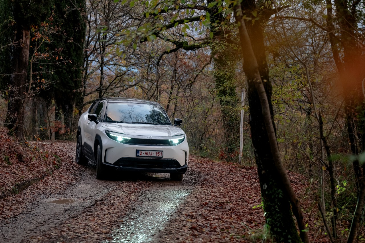 Stabil piacvezetőként fordul rá 2026 második felére a Toyota