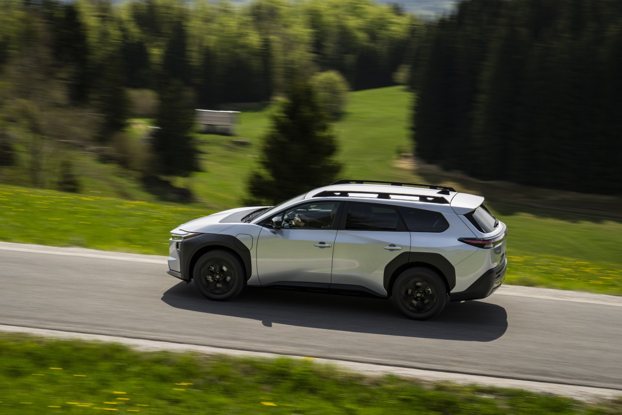  Tovább erősít a piacvezető autómárka: még kedvezőbb Toyota-ajánlatok magán- és flottavásárlóknak egyaránt!