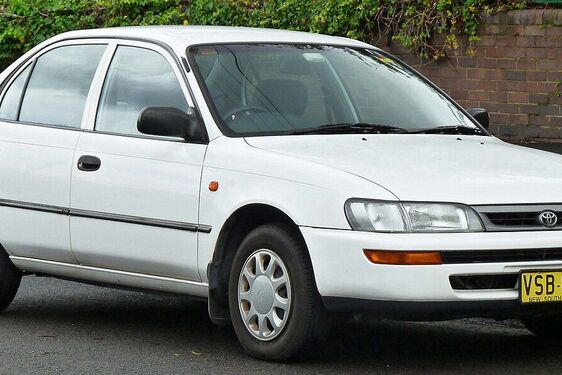 35 évnyi sikertörténet Magyarországon – akár 35% kedvezmény 35 Toyota típusra az év 35. hetében: a Toyotánál a jubileumi Ünnep is az ügyfelekről szól 