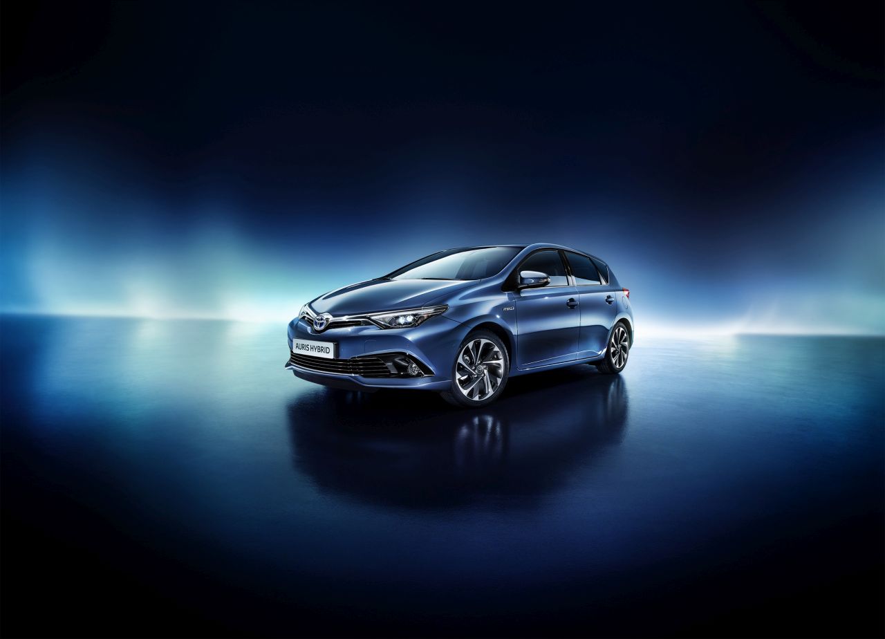 MEGVICCELTE AZ ANTWERPENIEKET A TOYOTA