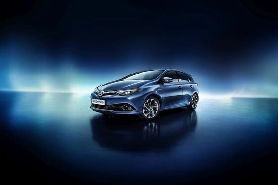 MEGVICCELTE AZ ANTWERPENIEKET A TOYOTA