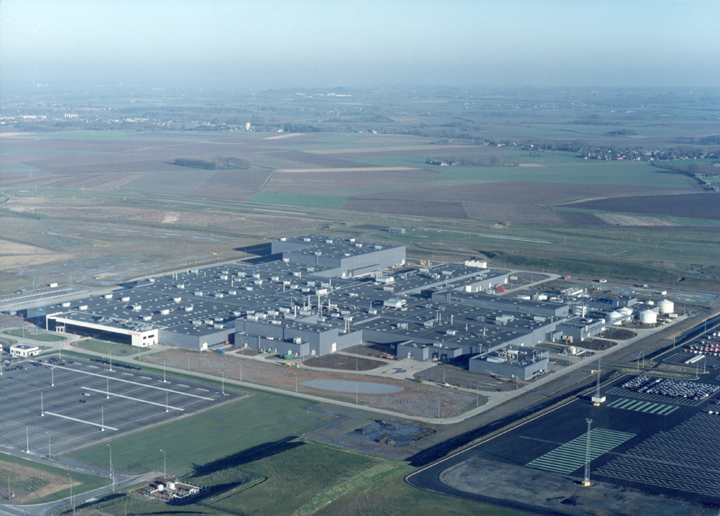 FRANCIAORSZÁGBAN IS FEJLESZT A TOYOTA