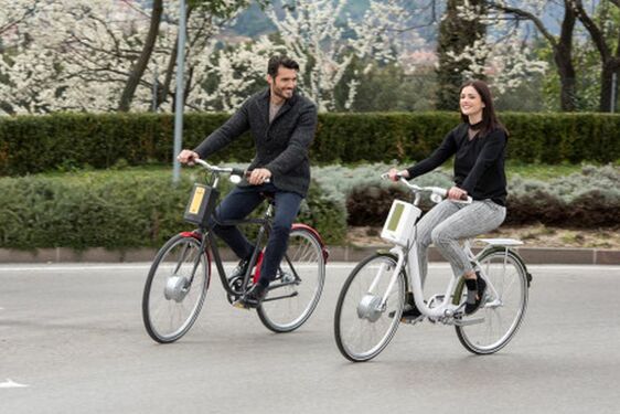 HIBRID ELEKTROMOS AUTÓK ÉS ELEKTROMOS HIBRID KERÉPÁROK A ZÖLD JÖVŐÉRT?