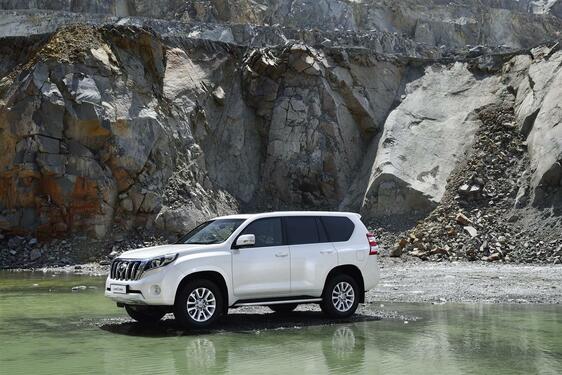 Land Cruiser 2015