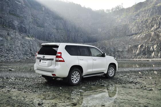 Land Cruiser 2015