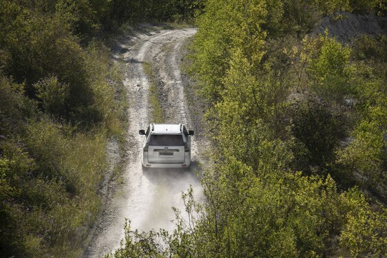 Land Cruiser Black Pack
