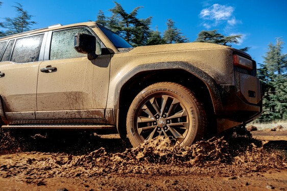 Land Cruiser 2024