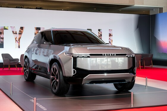 Land Cruiser Se 2025