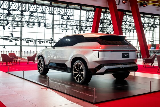 Land Cruiser Se 2025