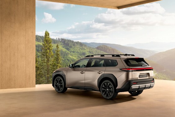 bZ4X Touring 2025