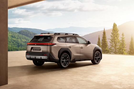 bZ4X Touring 2025