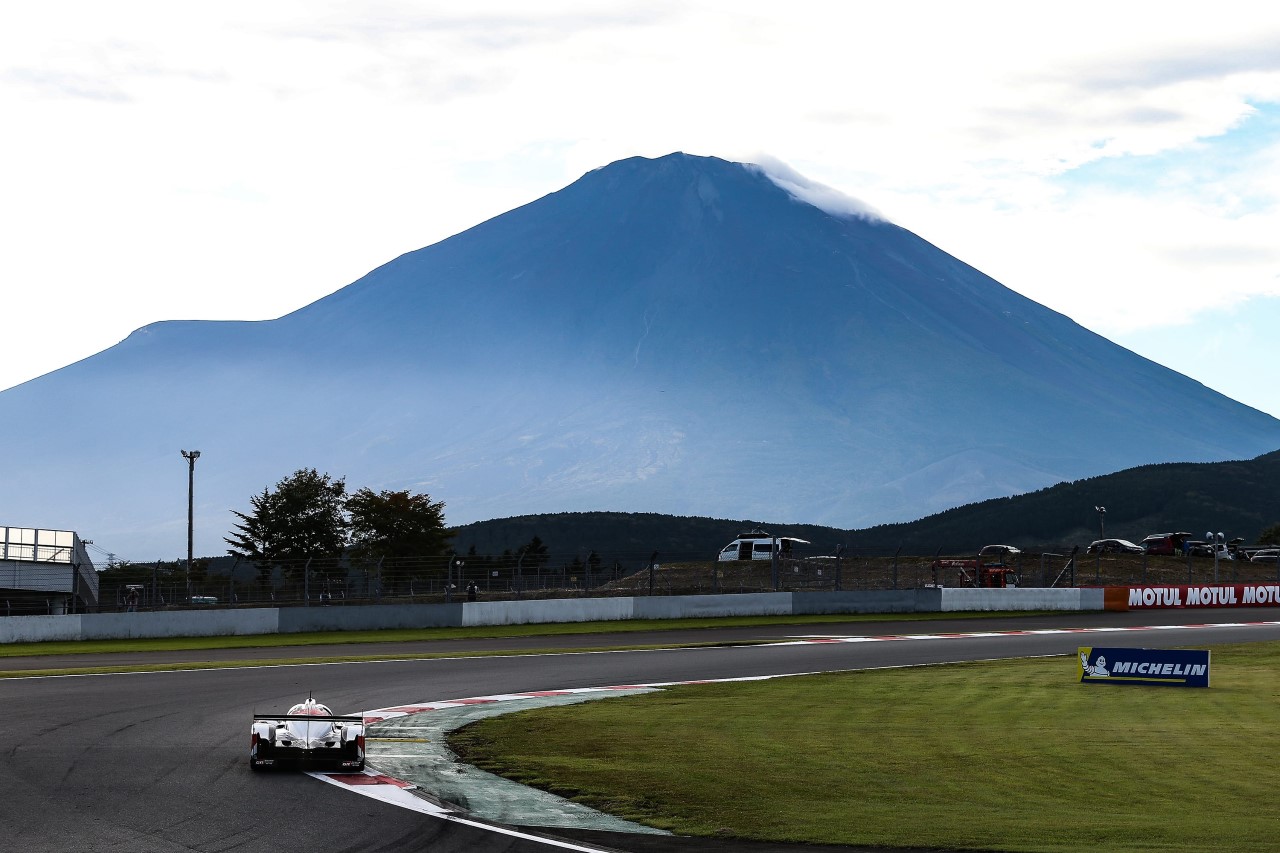 Toyoty GR010 HYBRID najszybsze na torze Fuji Speedway