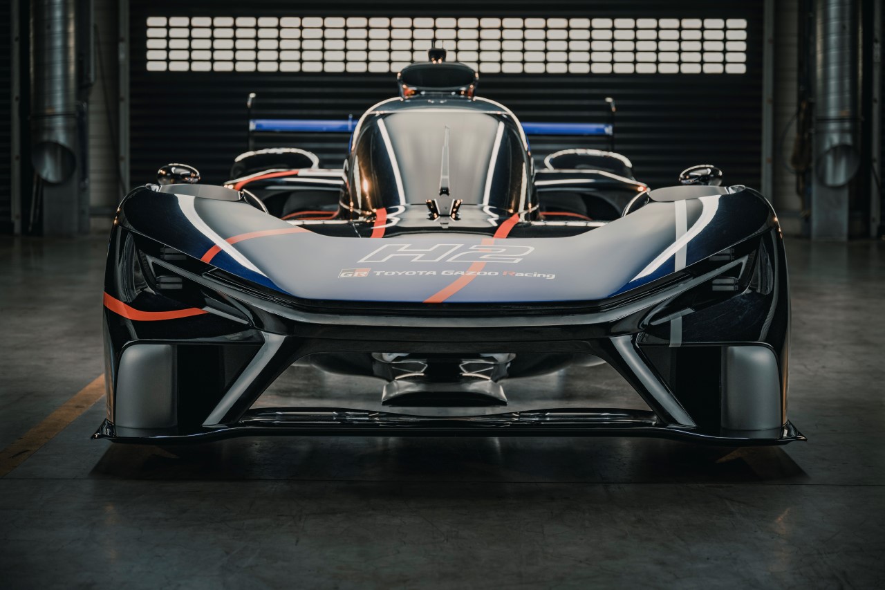 Zespół TOYOTA GAZOO Racing pokazał GR H2 Racing Concept z wodorowym silnikiem spalinowym