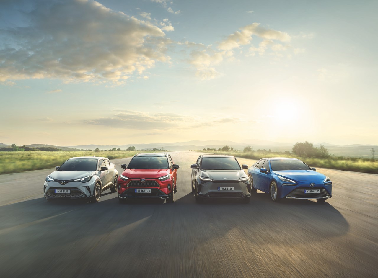 Toyota wzmocniła swoją pozycję drugiej najpopularniejszej marki w Europie. Kolejny rekord sprzedaży zelektryfikowanych aut 