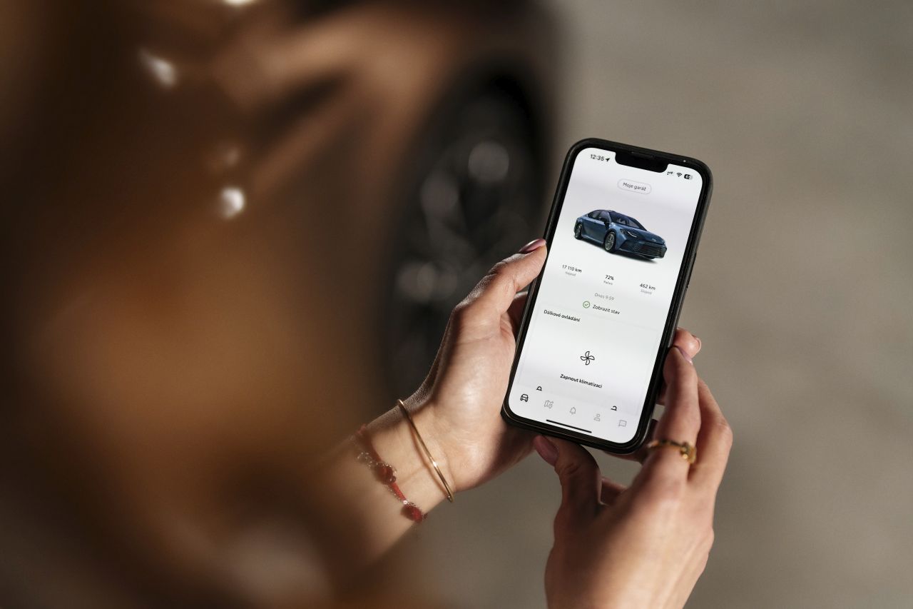 Nová Toyota Camry startuje v akční nabídce pod milionem korun