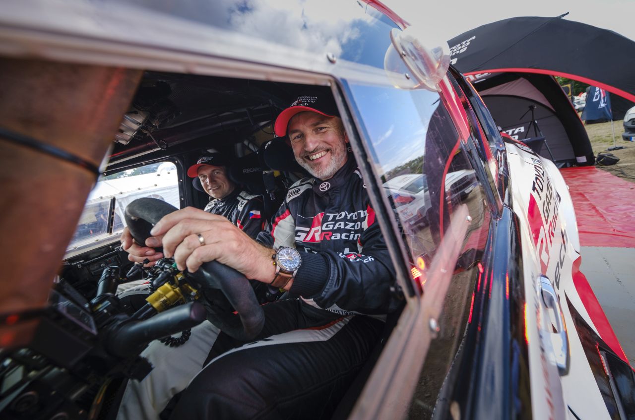 Tomáš Ouředníček před Dakarem ladí detaily, závodní Hilux odjíždí příští týden