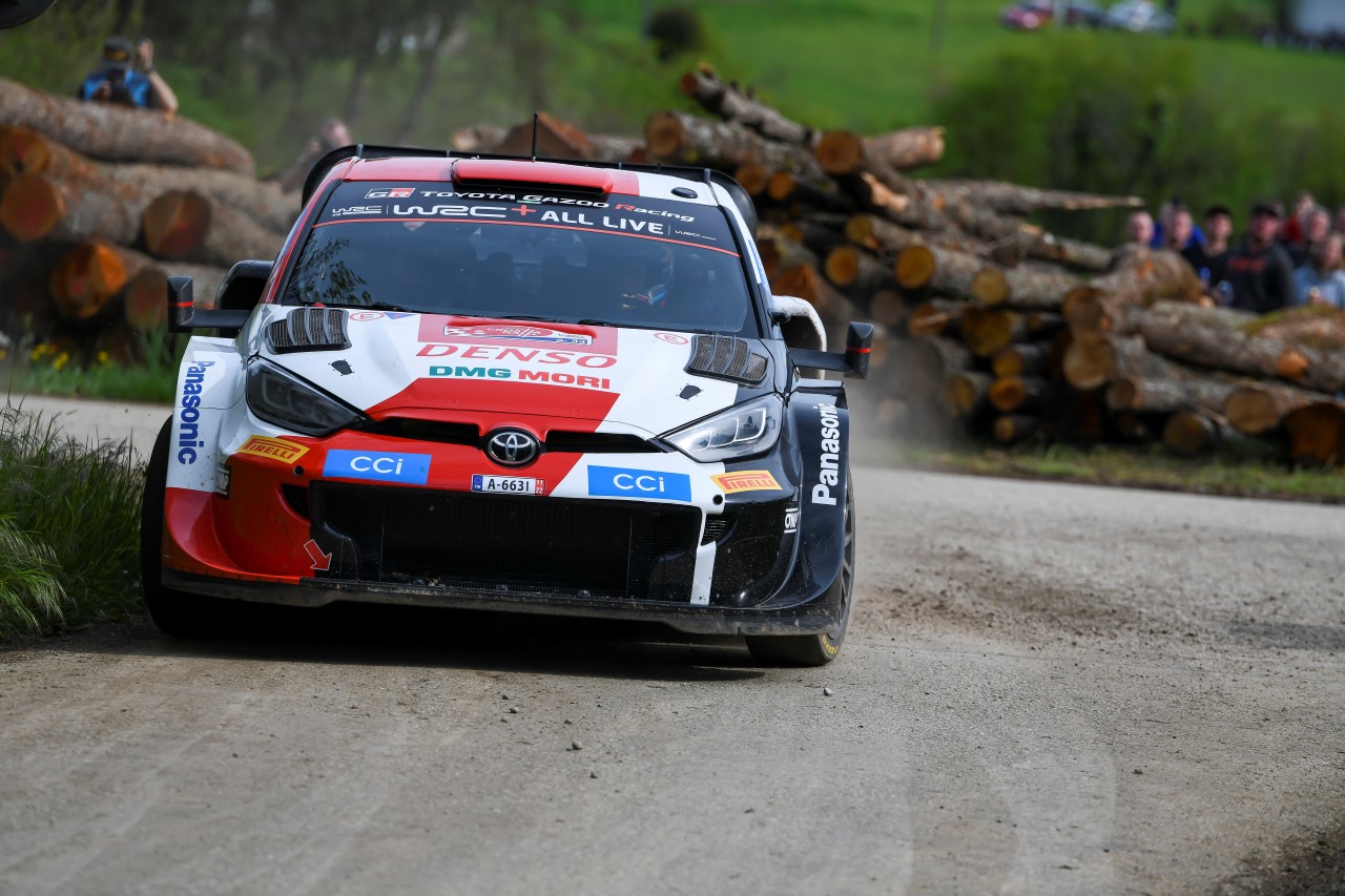 TOYOTA GAZOO Racing powiększa przewagę w WRC. Rovanperä i GR Yaris Rally1 wygrywają drugi raz w sezonie