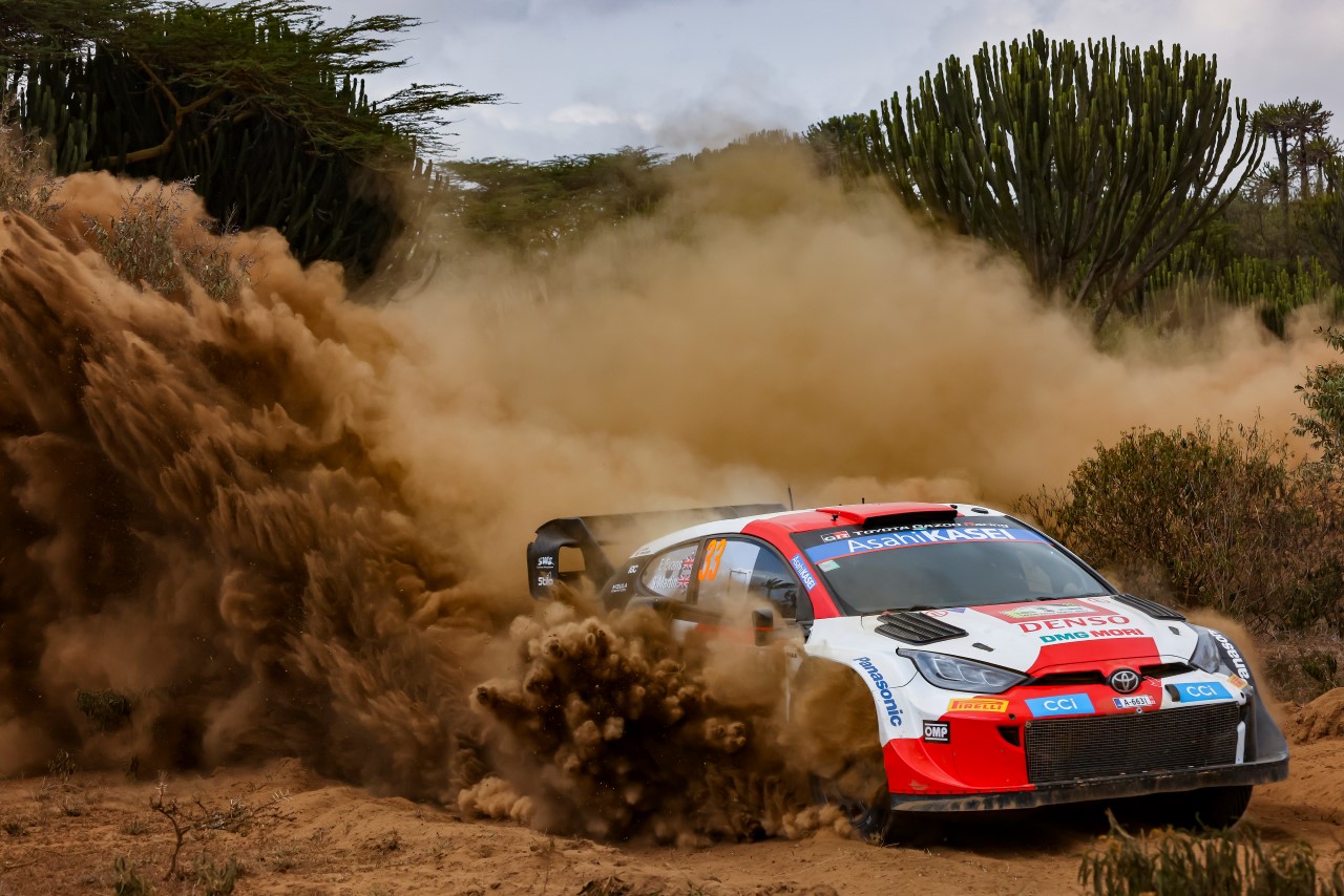 Spektakularny sukces TOYOTA GAZOO Racing w Rajdzie Safari. GR YARIS Rally1 zajął w Kenii cztery pierwsze miejsca 