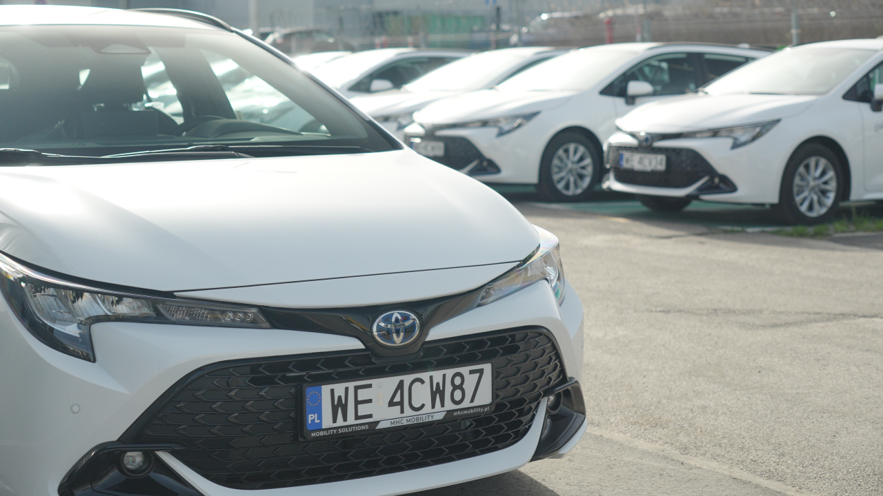 Toyoty Corolle z hybrydą 5. generacji we flocie firmy Wedel