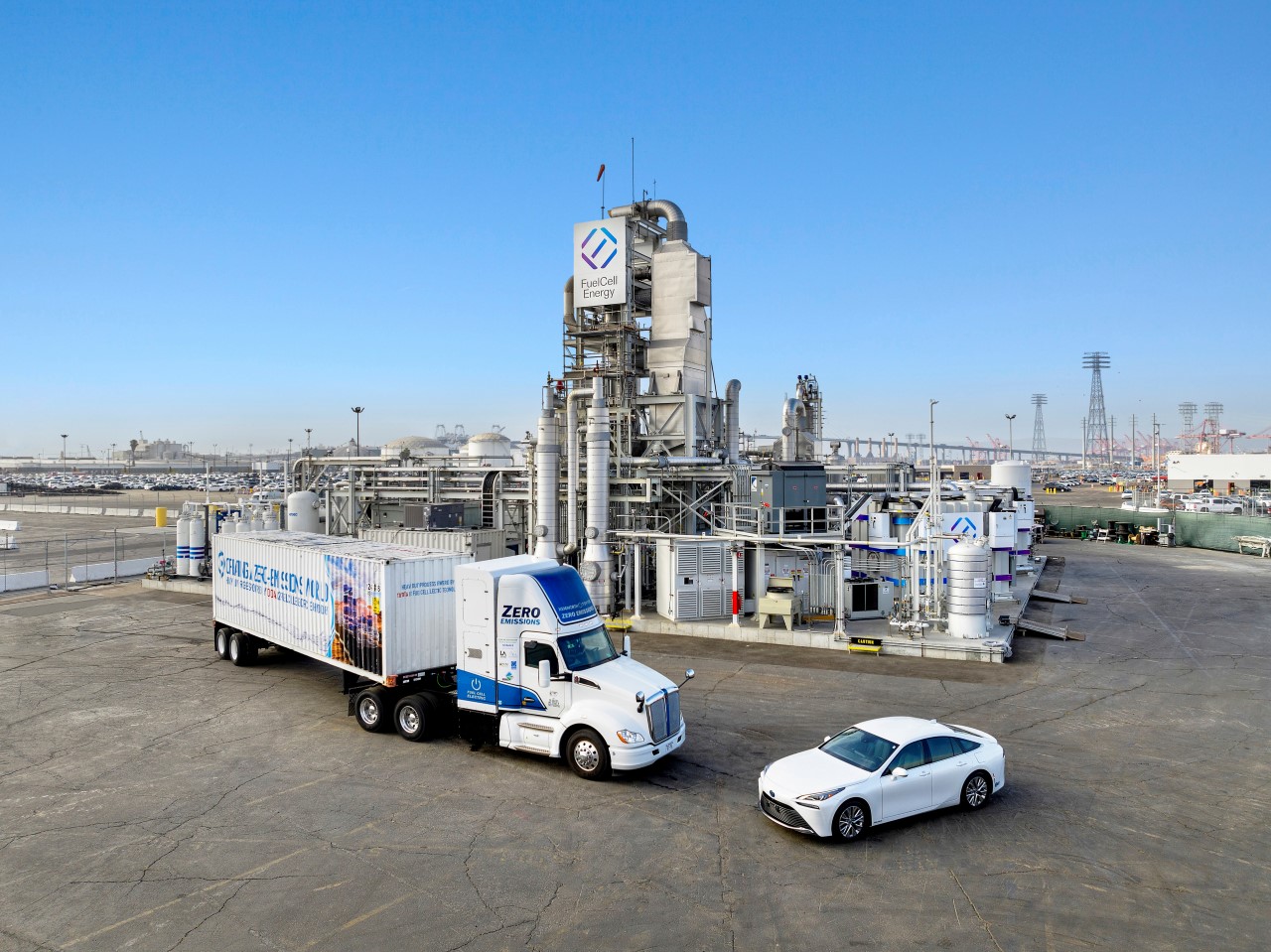 Technologia „Tri-gen” zapewni prąd, wodór i wodę z odnawialnych źródeł w logistycznym centrum Toyoty w Long Beach