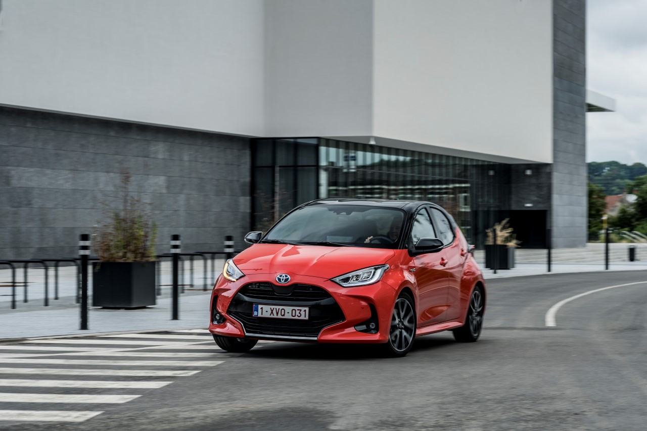 Yaris Cross najpopularniejszym modelem Toyoty w Europie. Ponad 100 tys. sprzedanych egzemplarzy w pierwszej połowie 2023 r.