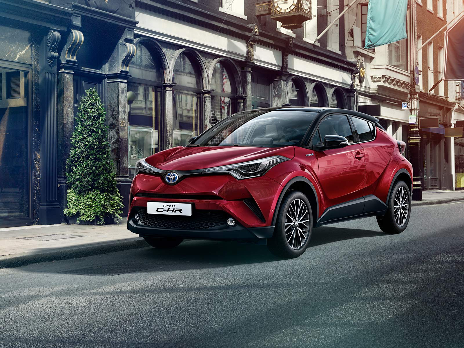 A C-HR MA A LEGNÉPSZERŰBB TOYOTA MAGYARORSZÁGON