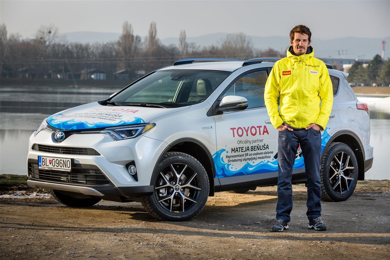 Toyota predĺžila spoluprácu s úspešným  slovenským  vodnoslalomárom Matejom Beňušom aj pre rok 2017
