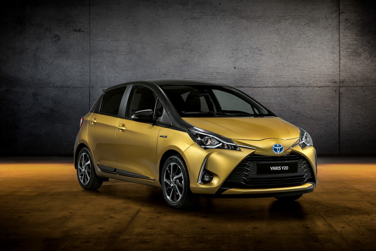 Toyota Yaris slaví 20 let narozeninovou edicí Y20 