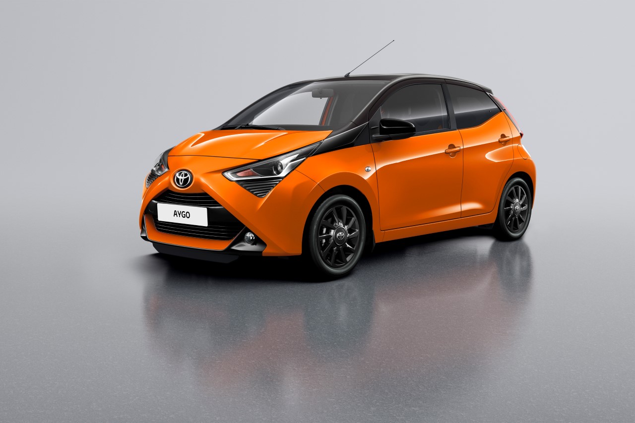A 2019-ES GENFI AUTÓSZALONON MUTATKOZIK BE AZ ÚJ TOYOTA AYGO X-STYLE ÉS X-CITE