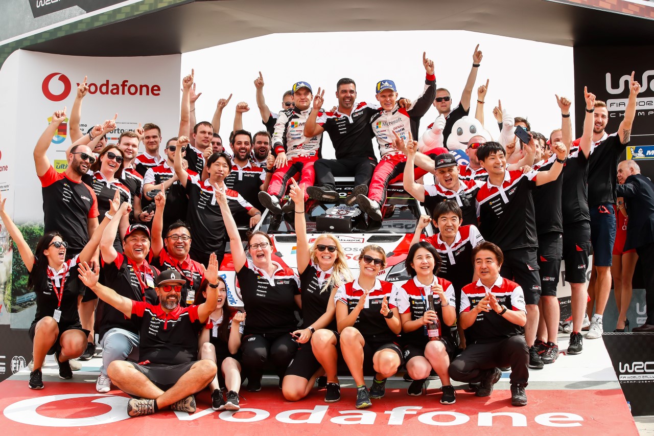 Ott Tänak i Toyota Yaris WRC triumfują drugi raz z rzędu