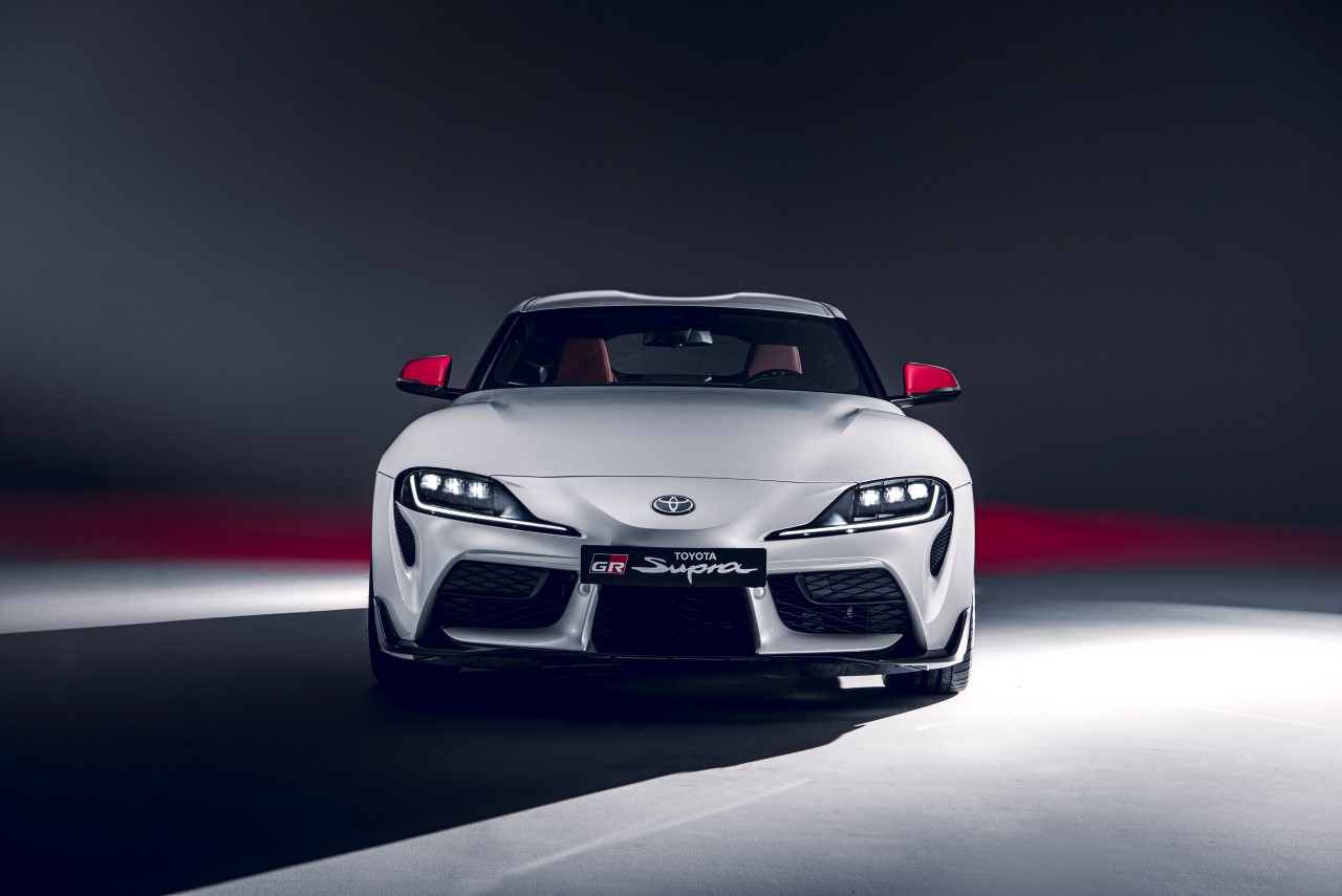 Toyota představuje model GR Supra s novým přeplňovaným motorem 2,0 litru