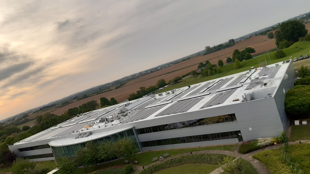 Toyota Motor Europe zainstalowała źródła energii odnawialnej w siedzibie firmy w Brukseli