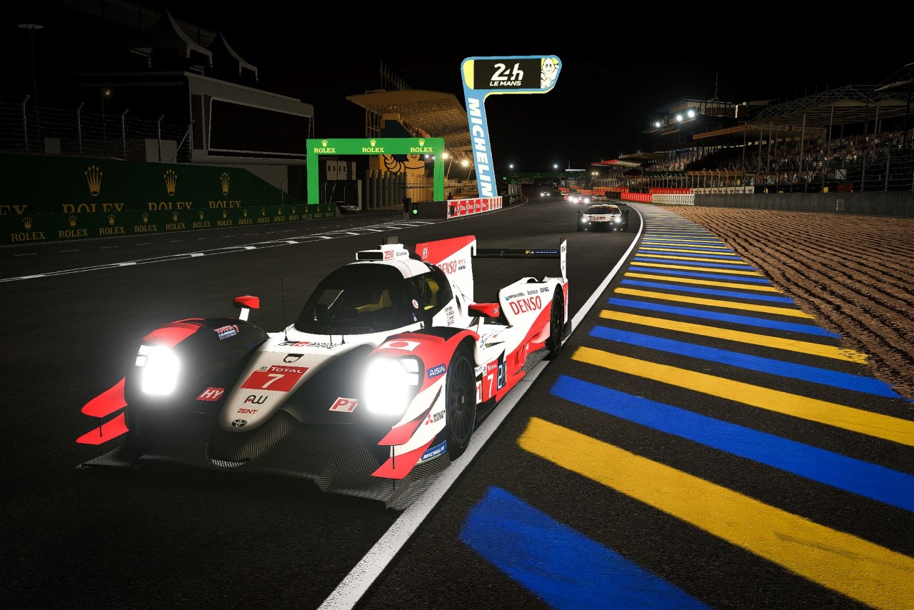 Gwiazdy TOYOTA GAZOO Racing w Virtual Le Mans 24 Hours