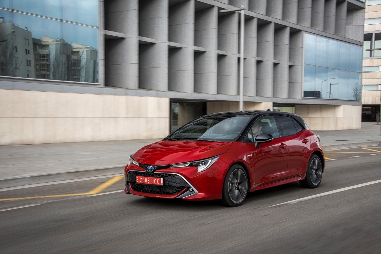 Toyota utrzymuje pozycję lidera – trwa wyprzedaż rocznika 2020 