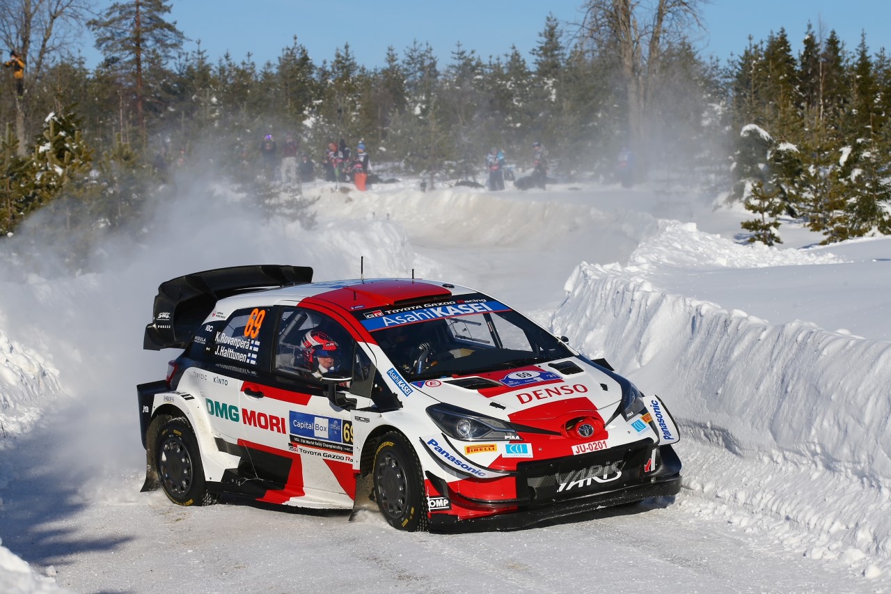 Arktická rely – Fín Rovanperä si s Toyotou Yaris WRC vybojoval vedenie