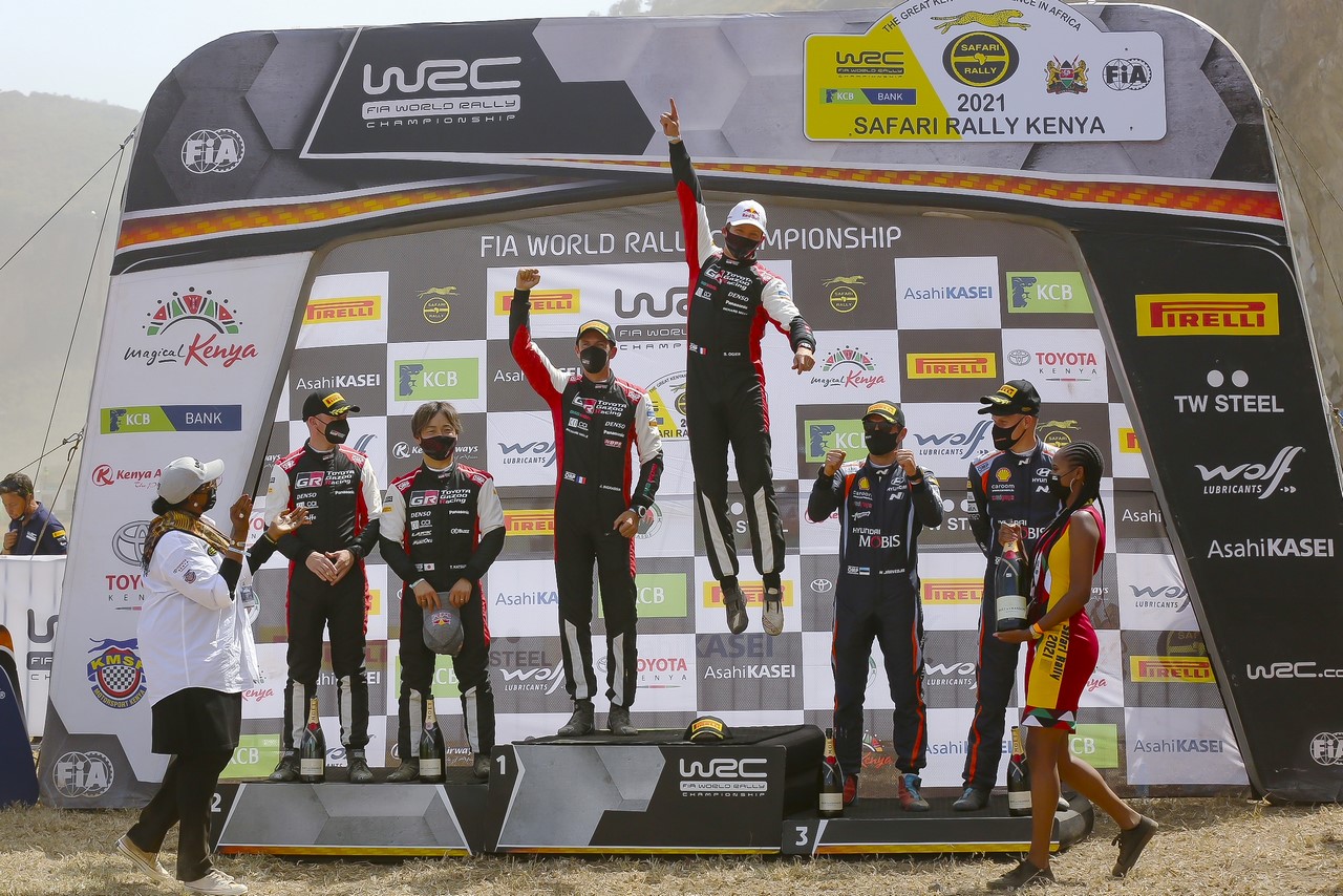 Pierwsze i drugie miejsce Yarisa WRC w Rajdzie Safari