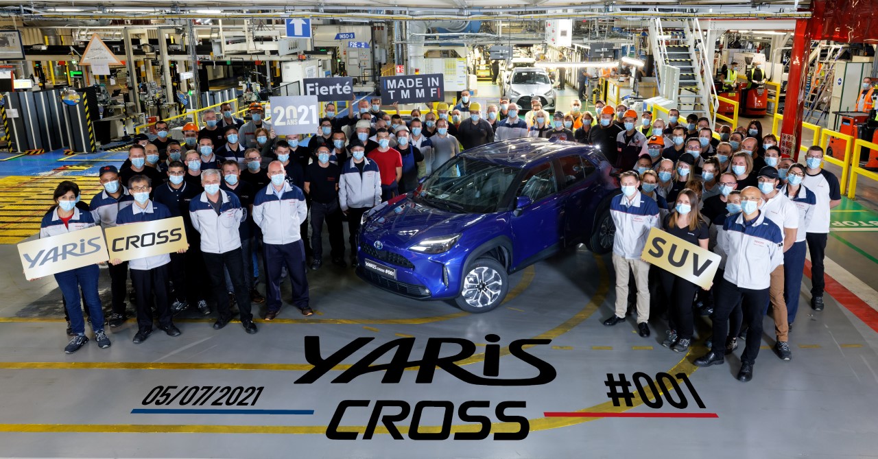 Toyota rozpoczyna produkcję nowego Yarisa Cross