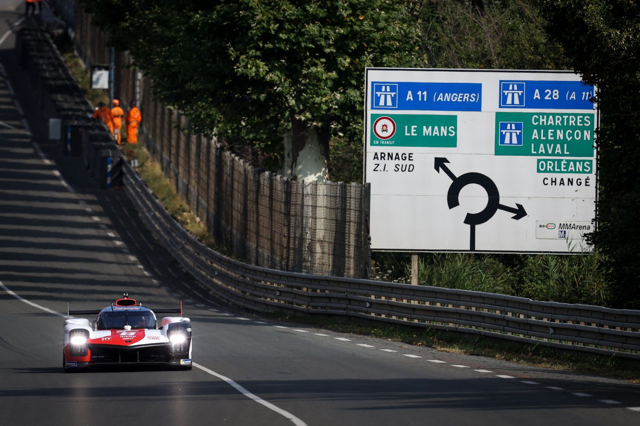 Najnowszy 680-konny hipersamochód Toyoty powalczy o zwycięstwo w Le Mans 24h