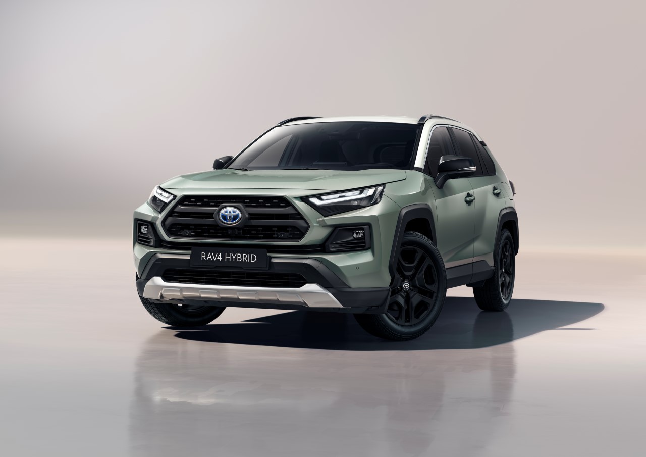  Nová Toyota RAV4 ADVENTURE je hybrid, který se může vydat kamkoli