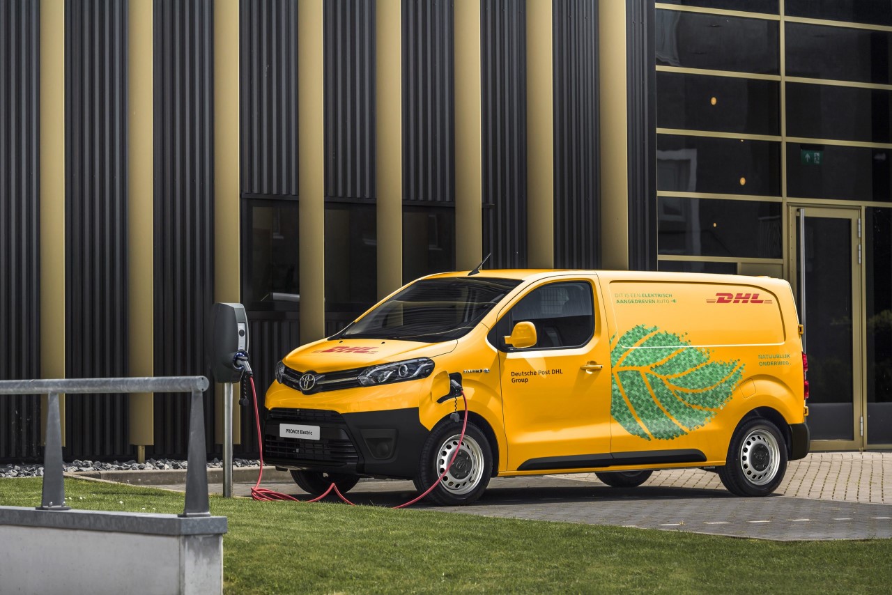 Toyota PROACE Electric – 400 elektrycznych vanów we flocie DHL Parcel