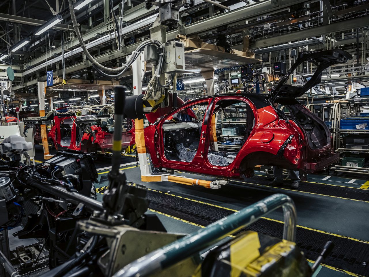 Toyota v decembri nabieha na plnú výrobu. Celosvetovo chce vyrobiť 800 000 áut
