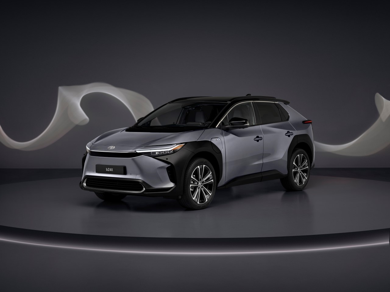 Nová elektrická Toyota bZ4X je pripravená na uvedenie na európske trhy