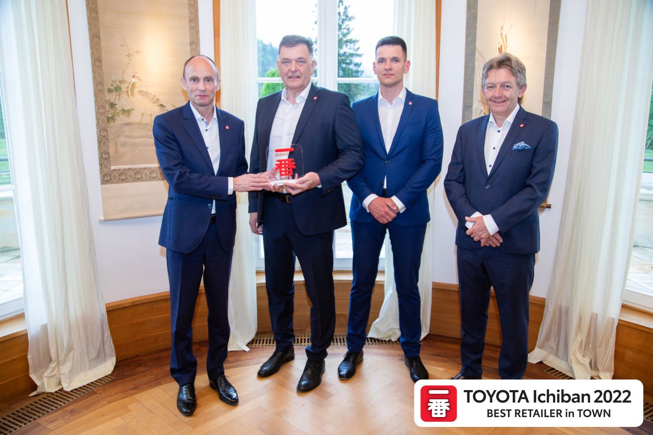 Najlepším predajcom značky Toyota na Slovensku pre rok 2022 je AUTOKLUB a. s. v Poprade