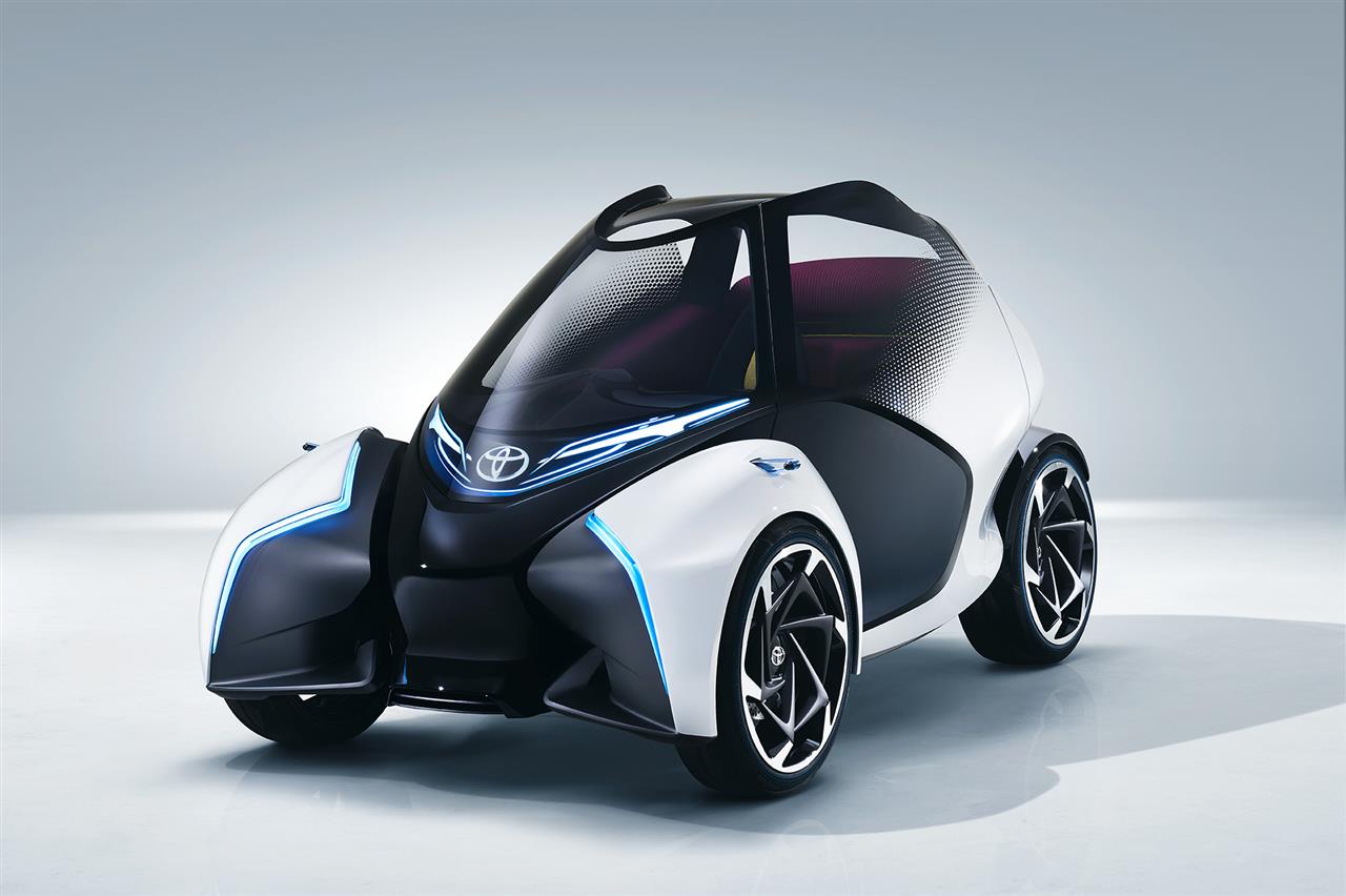 Toyota i-TRIL Concept – motoryzacja w miastach 2030 roku według Toyoty 