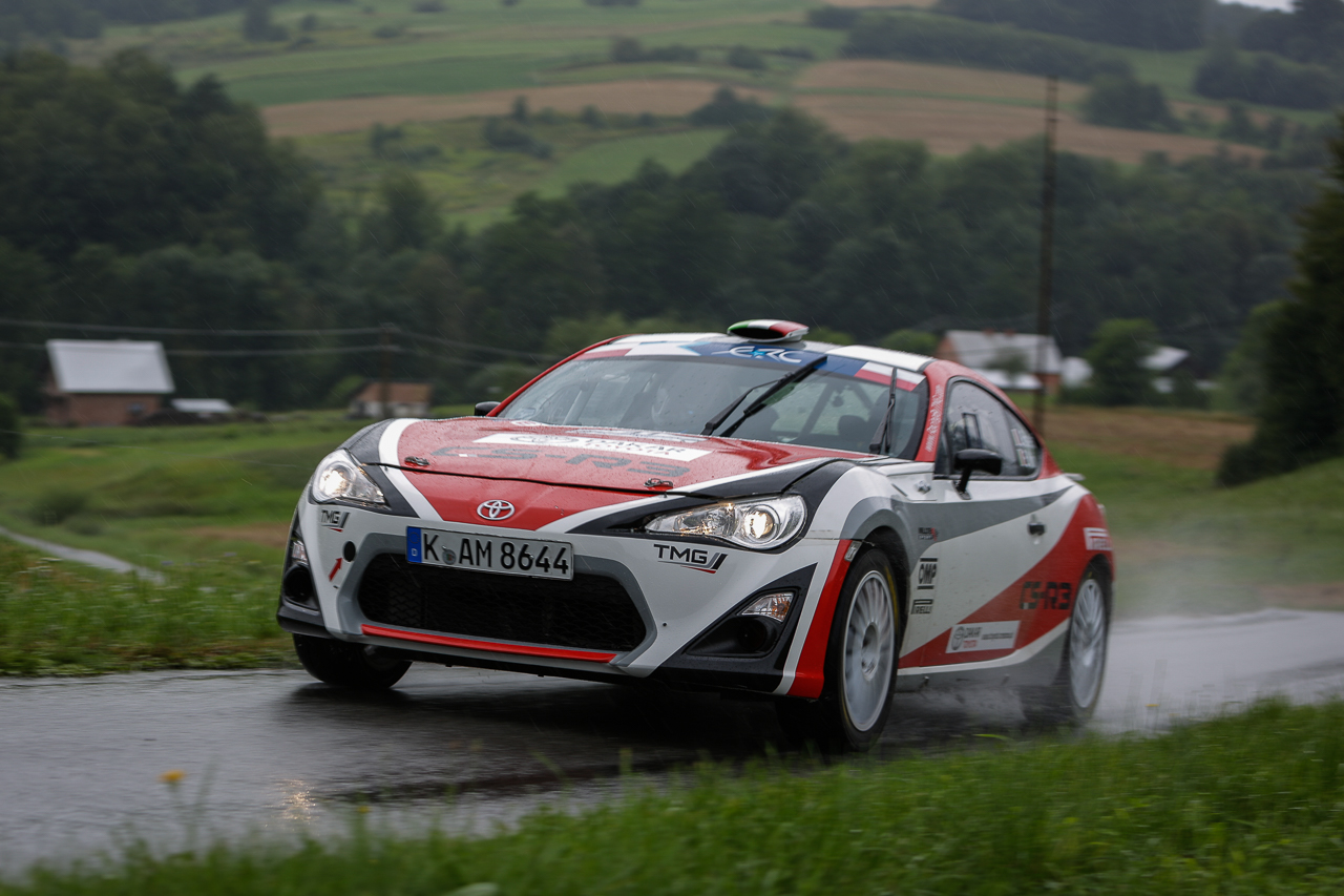 Toyota GT86 CS-R3 2017 – liczą się szczegóły