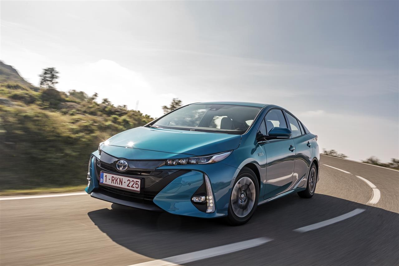 Toyota Central Europe-Czech nominuje do ankety Auto roku 2018 v ČR modely Toyota Prius Plug-in a Lexus LC 500h
