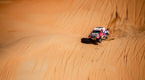 Cztery Hiluxy w pierwszej dziesiątce Rajdu Dakar w Arabii Saudyjskiej