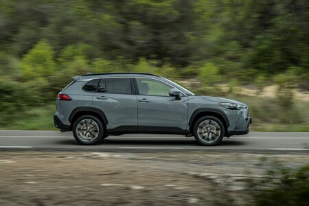 Világszerte több mint 30 millió, Magyarországon mintegy 70 ezer elektrifikált autót adott el eddig a Toyota