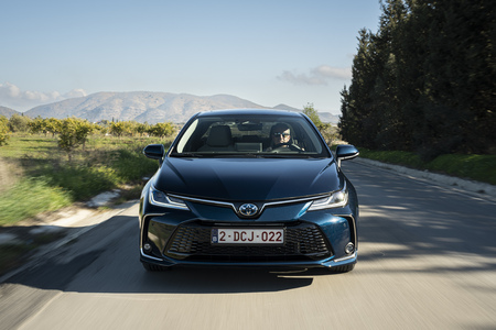 Toyota najbardziej niezawodną marką popularną w rankingu J.D. Power