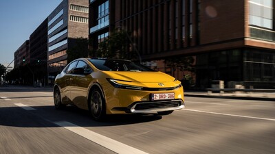 Mocna i oszczędna hybryda plug-in Toyoty w jeszcze atrakcyjniejszej cenie. Prius już od 176 900 zł